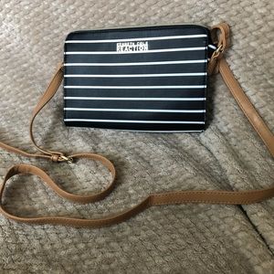 Kenneth Cole Reaction Black Stripe Side Bag